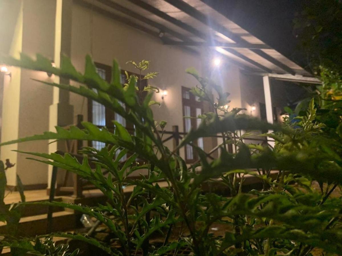 Anuradhapura Hotels Exterior foto