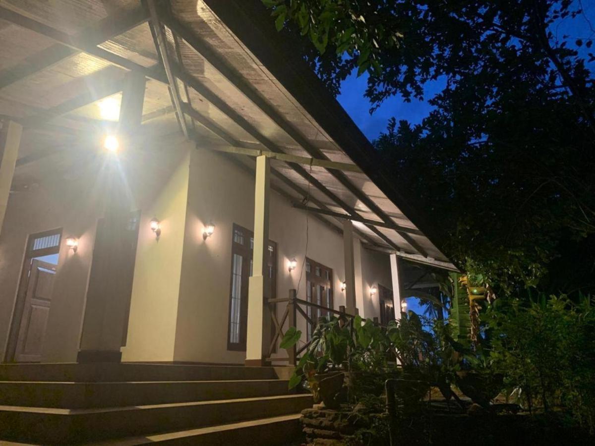 Anuradhapura Hotels Exterior foto